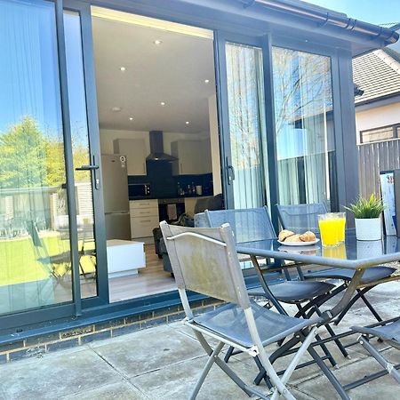 Evergreen Lodge - Two Bed Lux Flat - Parking, Garden, Patio, Wifi, Netflix - Close To Blenheim Palace & Oxford - F3 Kidlington Ngoại thất bức ảnh