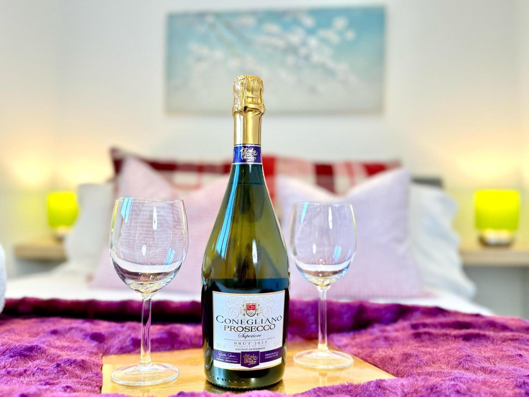 Evergreen Lodge - Two Bed Lux Flat - Parking, Garden, Patio, Wifi, Netflix - Close To Blenheim Palace & Oxford - F3 Kidlington Ngoại thất bức ảnh